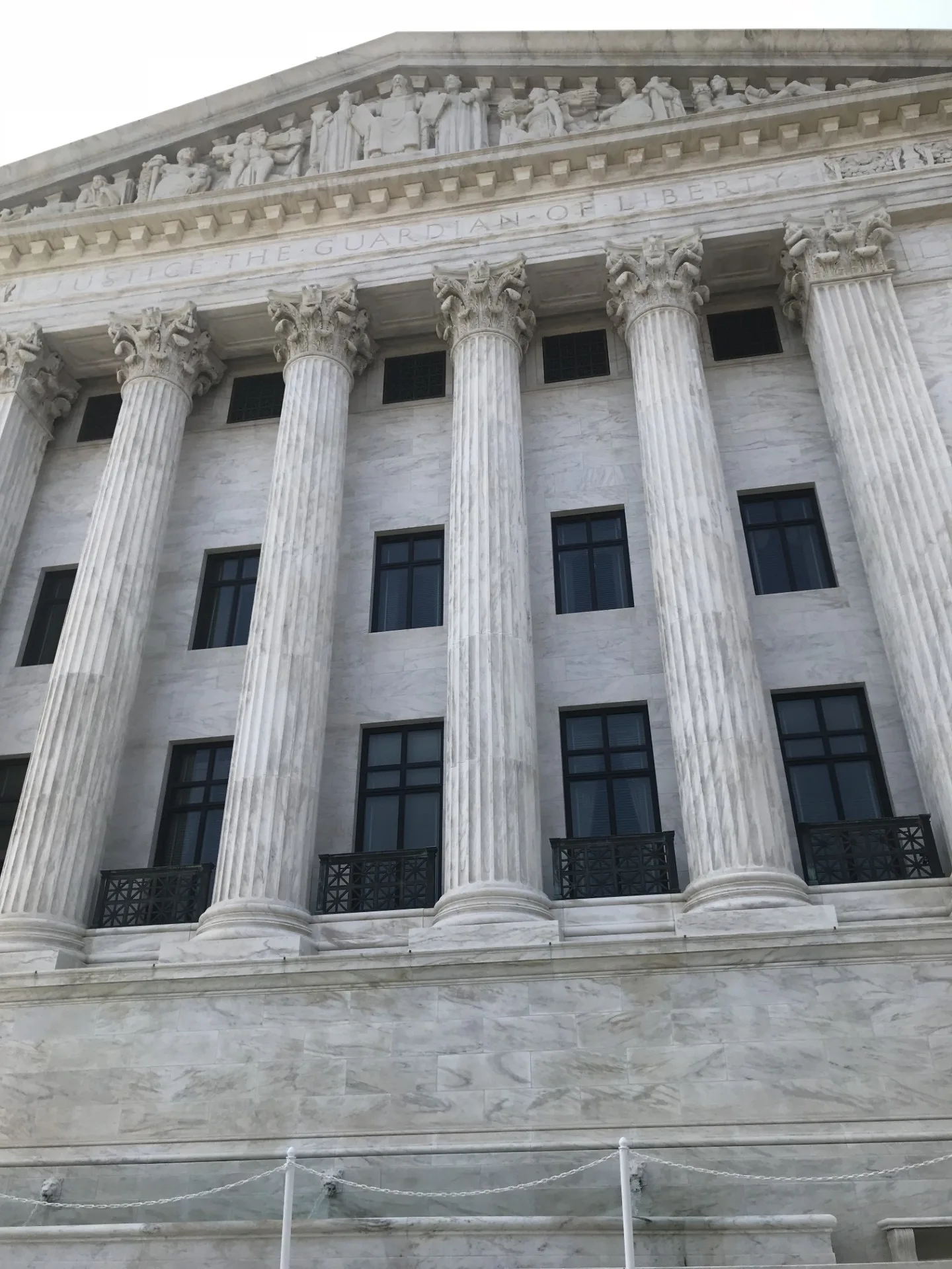 Picture of the United States Supreme Court.